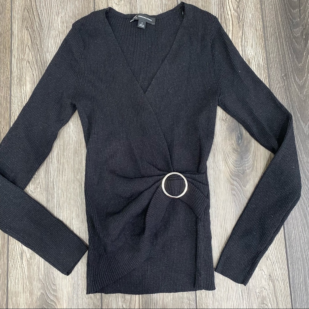 V neck sweater top